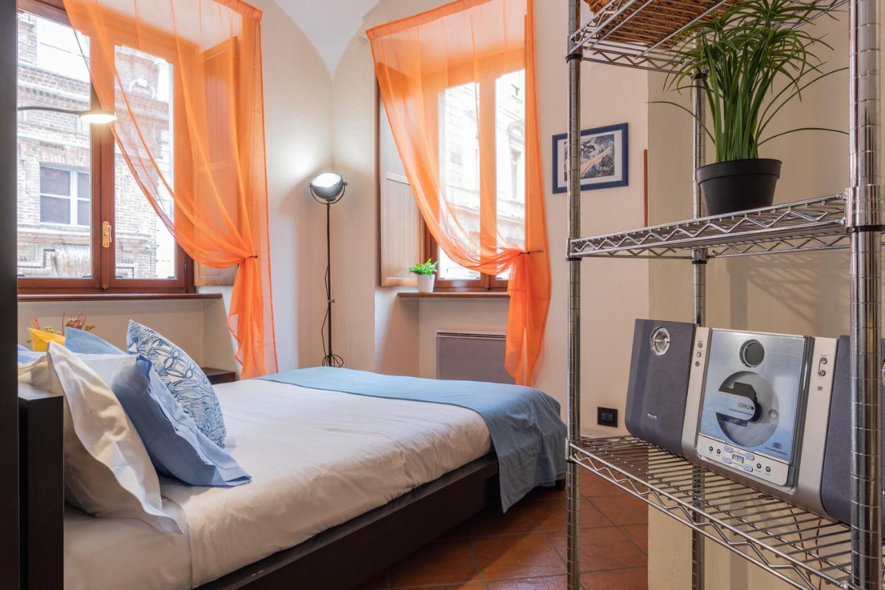 Turin Central Loft Carignano By Wonderful Italy Eksteriør billede